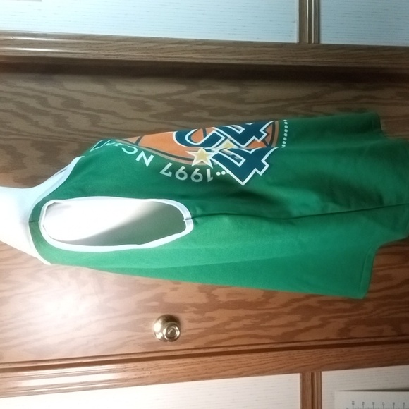 1997 NCAA FINAL FOUR INDIANAPOLIS and Mountain Dew jersey. - Picture 8 of 10